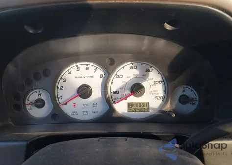 2002 Ford Escape Xlt z USA, uszkodzony, nr VIN 1FMYU03102KB53542